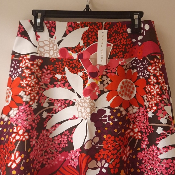 🥳HPx2🥳 NWT, Trina Turk Sparkling 2 Skirt in Flor de Jalisco Faille - Picture 6 of 16